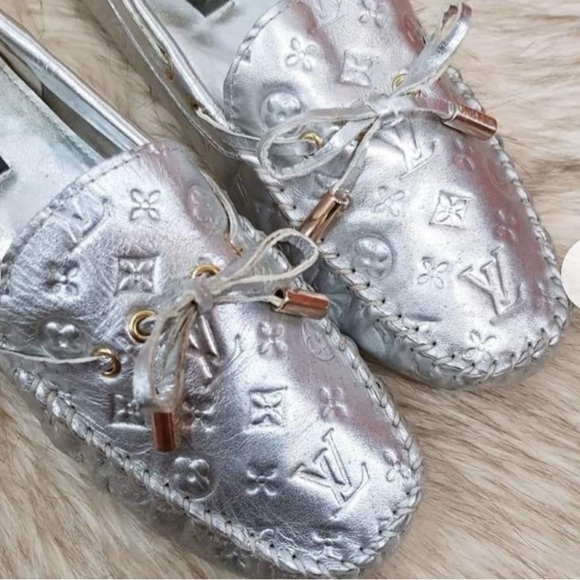 Louis Vuitton Monogram In Silver Metallic Leather Ladies Sz 37 EUR US 7 Loafers - Picture 9 of 12